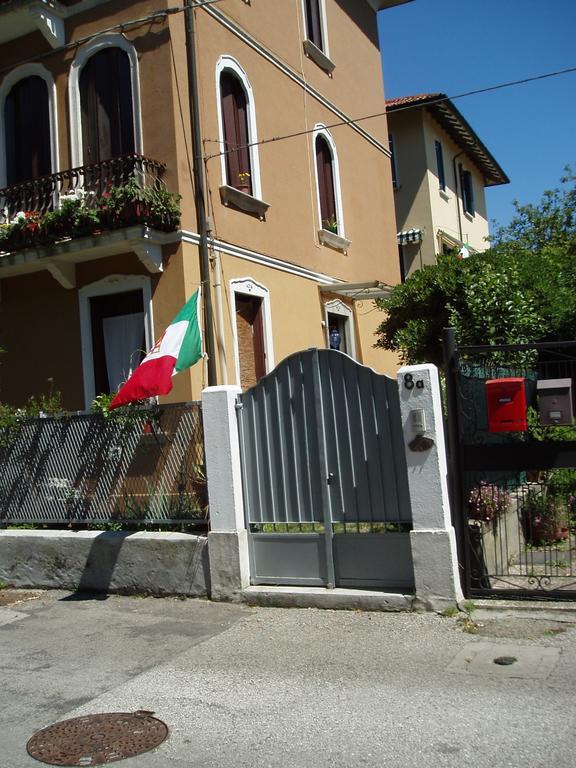 Perla B&B Lido di Venezia ภายนอก รูปภาพ
